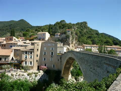 Quelle est cette ville ? - Page 5 Plop-4f926cd