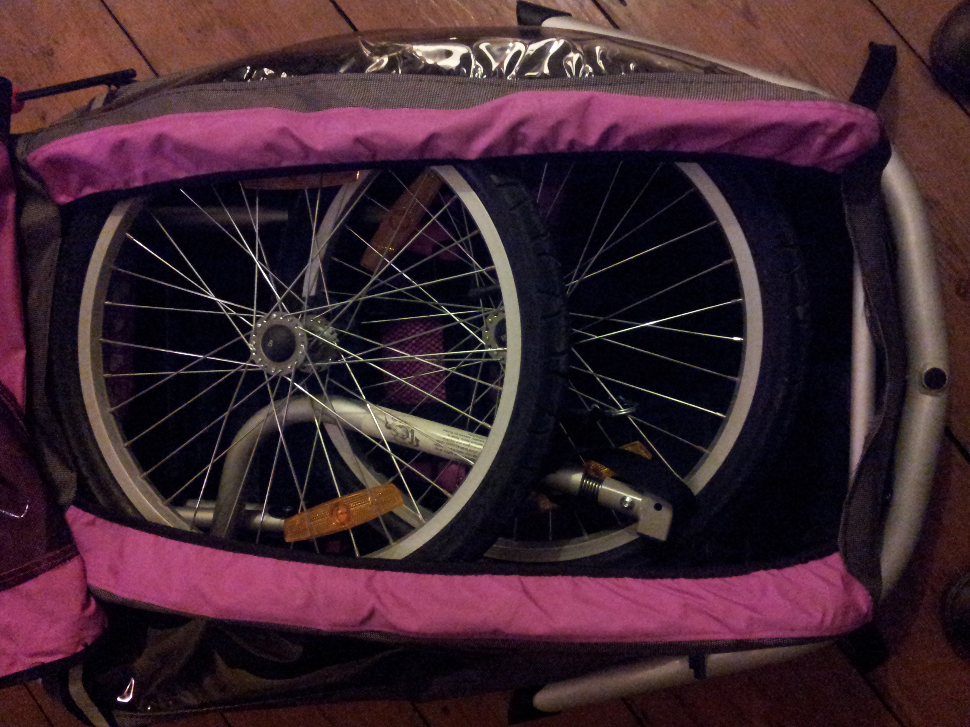 Transporter bébé et enfant sur son Brompton, récap ! - Page 2 20150429_220058-4f225cb