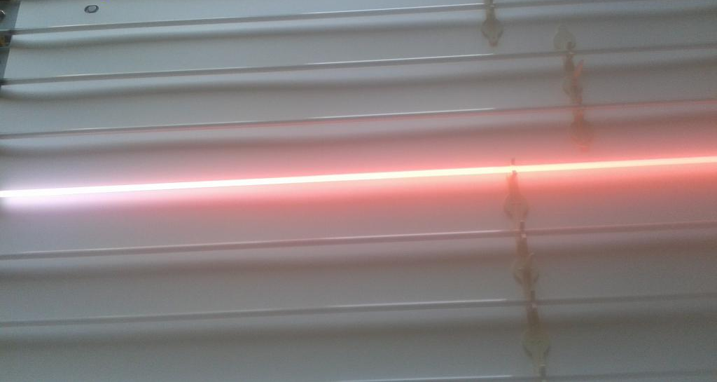 Probleme lcd samsung Tube-rouge-56229e1