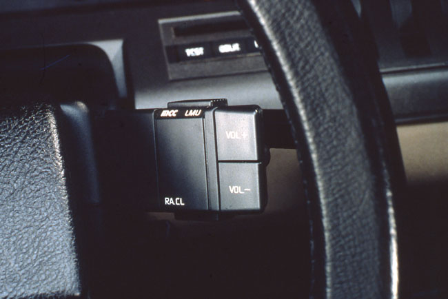 http://img110.xooimage.com/files/f/a/6/satellite-radio-507d251.jpg